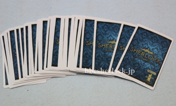 カード背面（？）は、ブルーを基調とした221B壁紙にSHERLOCKロゴ。